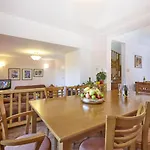 Villa Elegant In With Private Pool Ližnjan
