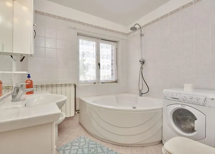 Villa Elegant In With Private Pool *